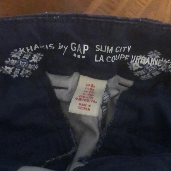 Gap Khakis Slim City‎ Capri Size 8 - Picture 3 of 3